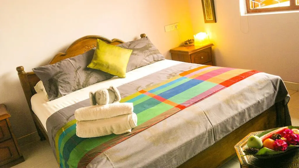 Lejlighed Serendib Guest House Negombo